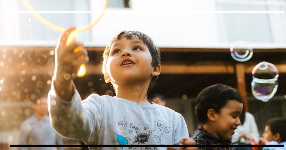 Brincar Livre ou Brincar Dirigido?: quando o brincar livre ensina mais – e quando a orientação do adulto ajuda